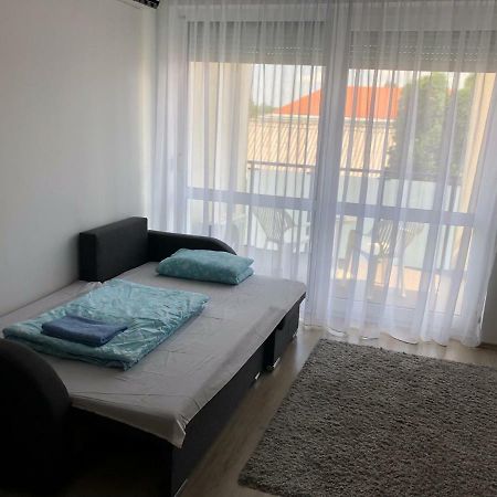 Appartement Belle Casa 34 à Debrecen Extérieur photo