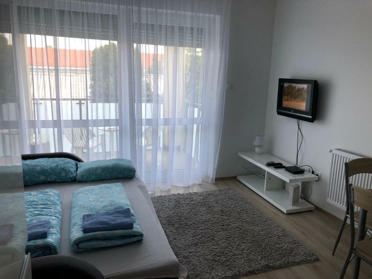 Appartement Belle Casa 34 à Debrecen Extérieur photo