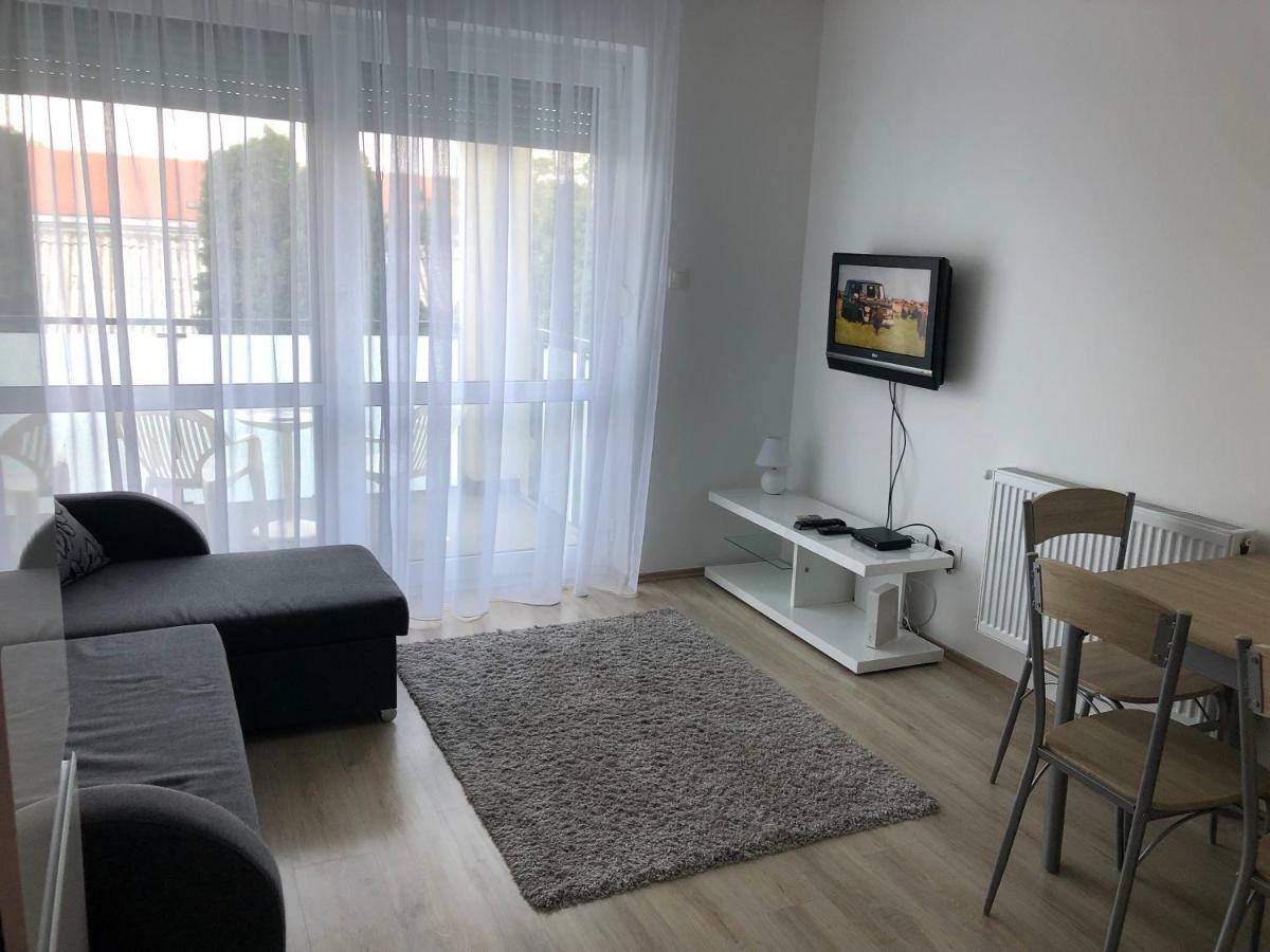 Appartement Belle Casa 34 à Debrecen Extérieur photo